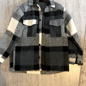 Zara fleece jacket size Small